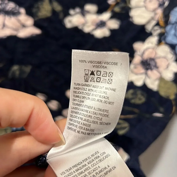 Lucky Brand Puff Sleeve Split Neck Floral Print Peasant Navy Blue Top S - Picture 4 of 6